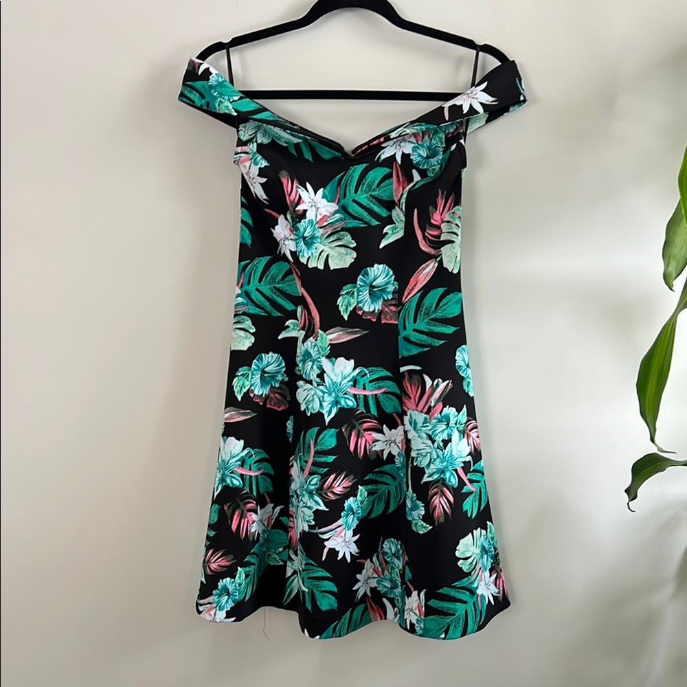 Guess tropical print Off-Shoulder Mini Dress